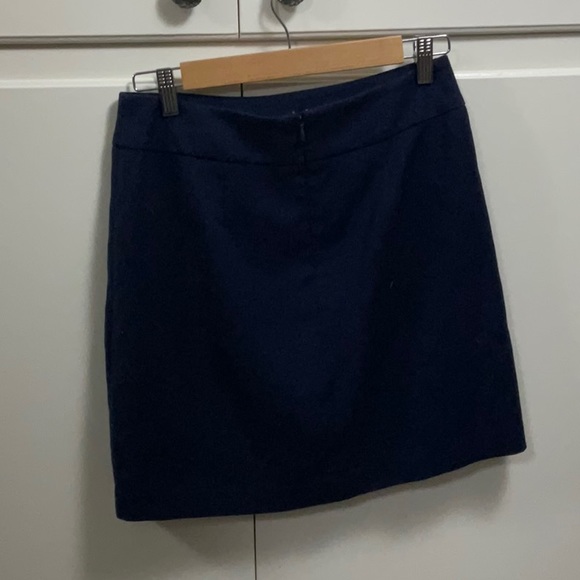 Loft Pleat Shift Skirt - Picture 3 of 9